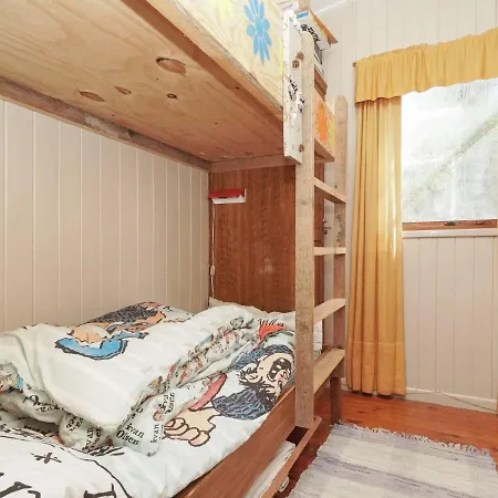 Holiday home Xiii